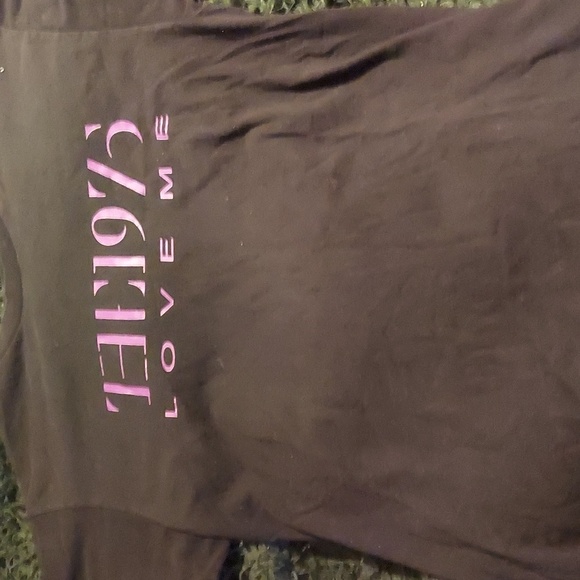 #trending band / tour tee! The 1975 love me dbl sided graphic tee. - Picture 1 of 2